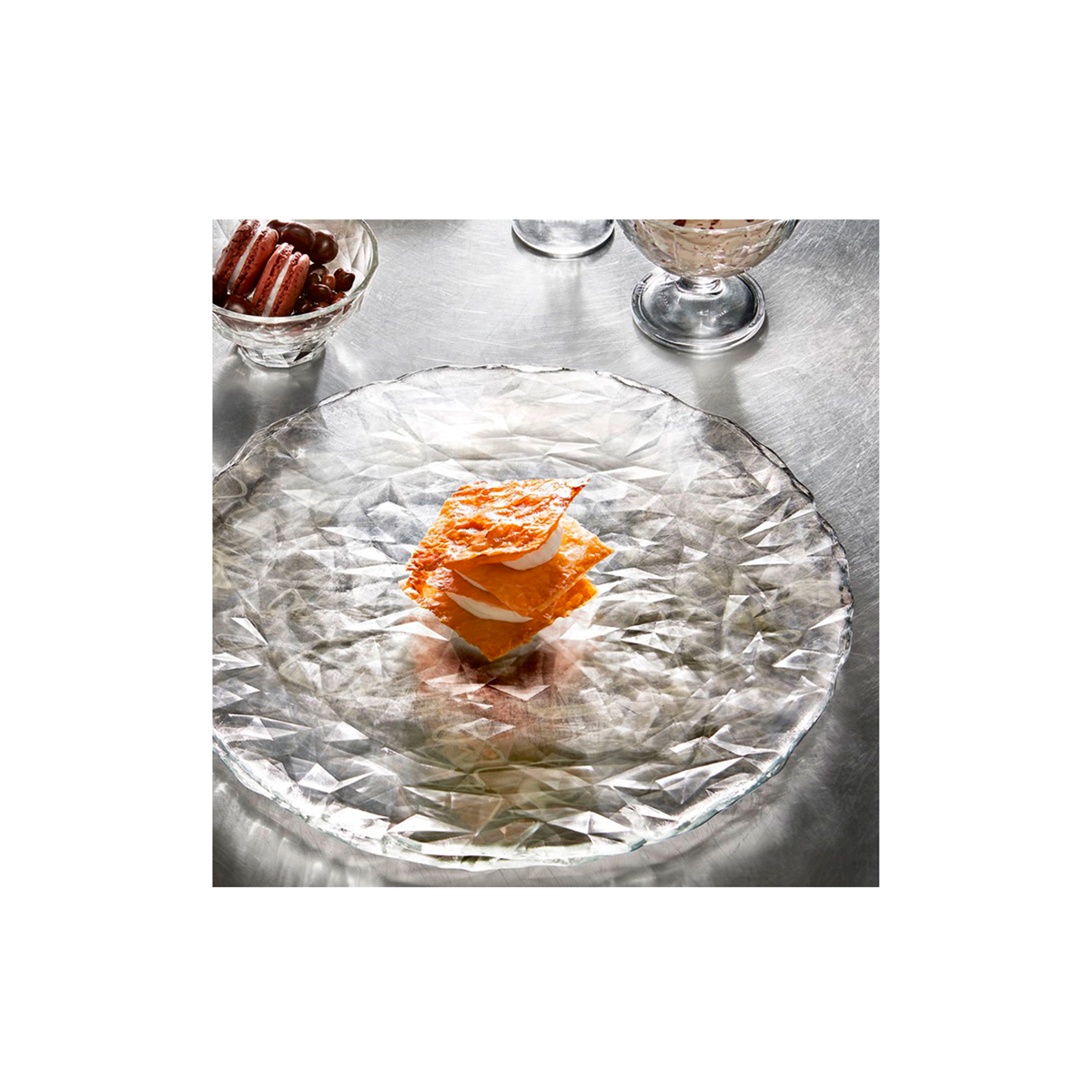 CHARGER Plate Diamond glass 33 cm (30 each container) 